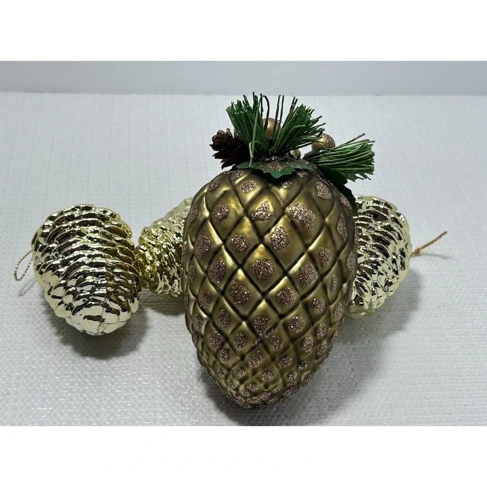 4 Vintage Pinecone Christmas Holiday Tree Ornaments Granny‎ Core Country Core